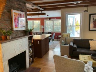 Keene Center Farmhouse Large, Cozy, Hot Tub - 8