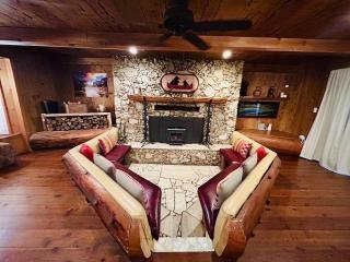 Tripps Landing-Pet Friendly-Sleeps 10 - 9