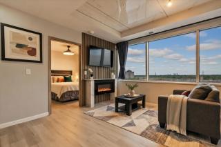 Stunning Two Bedroom Penthouse with City Views - 5