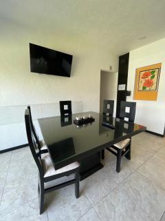 Apartment with Pool, Gym & A/C - 5