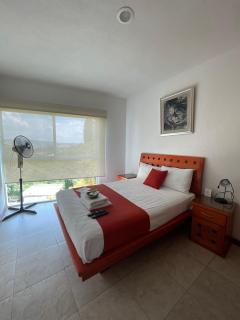 Apartment with Pool, Gym & A/C Suite - 1