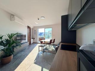 HTR Duplex Penthouse Suite - Private Roof Top Jacuzzi - City Views - 6