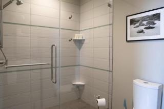 Downtown Luxe 2BR Loft Apt - Sleeps 8 - Walkable - 5