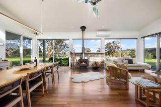 The Sanctuary - Ocean View Farm with Outdoor Spa - 0
