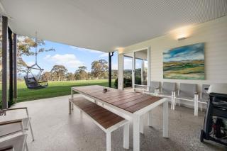The Sanctuary - Ocean View Farm with Outdoor Spa - 9