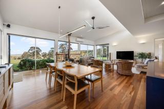 The Sanctuary - Ocean View Farm with Outdoor Spa - 2