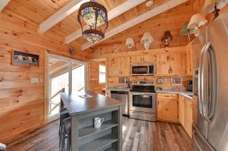 Ridgefolk Retreats! Set of 2 Cabins in Frenchburg - 2