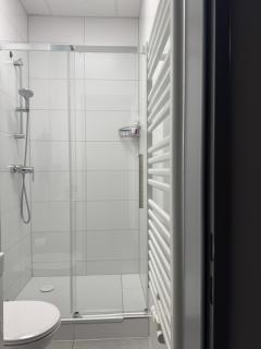 Hansa Living 3 Hamburg - Ruhiges Zimmer mit Gemeinschaftsküche - 4