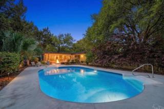 5BR Pool Home Near Beaches Pet-Friendly BBQ - 0