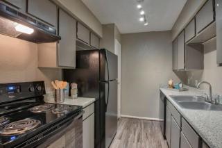 Charming 1BR Oasis - Private, Gated, Pet Friendly - 8