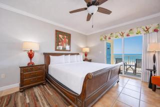 Admiral's Quarters 402 - 3