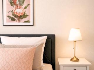 Fynbos Apartments in der Altstadt, Frauenkirche, historisch, Parkplatz - 1
