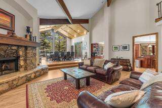 Luxe Park City Haven - Hot Tub Theater Room - 7