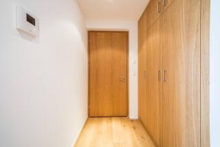 Elegant Apartment Near Laax Slopes - 2
