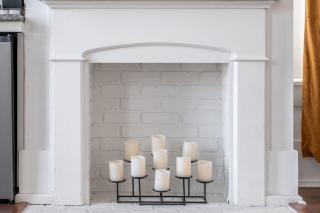 Walk/ Bike everywhere from this Historic Chic Studio - 1