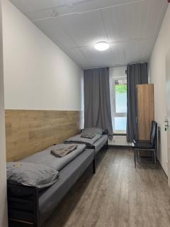 Hansa Pension 2 Hamburg - Ruhige Zimmer mit Gemeinschaftsküche - 9