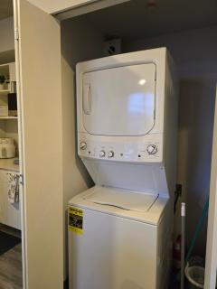 Maravilloso Apto, 2 Hab con AC, 2 baños, parqueo - 5