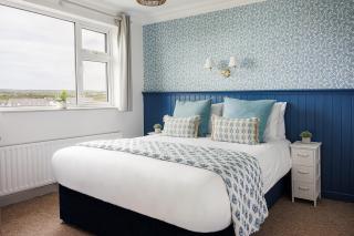 Coastal Way Lodge - near Cliffs of Moher - 7