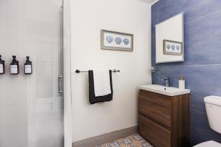Coastal Way Lodge - near Cliffs of Moher - 6