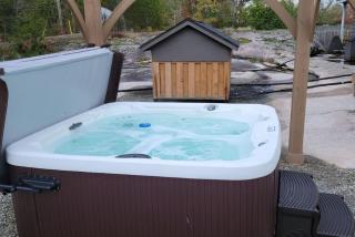 4BR Honey Harbour Cottage | Hot Tub & Fire Pit - 5