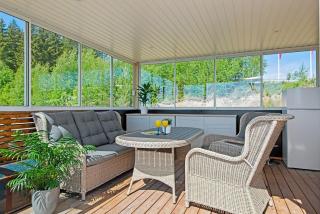 Modern house with panoramic views of Mjøsa - 2