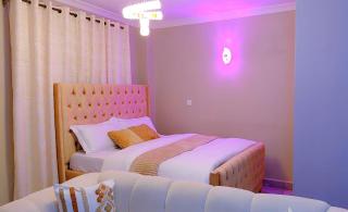 Auric Haven Stays - 3