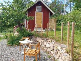 Humlebo stuga med bastu - 9