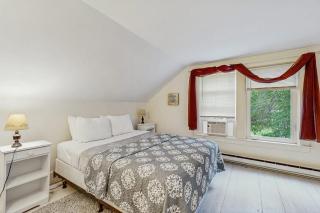 Quaint Family-Friendly Cottage Near Main Street w/Free WiFi and Partial A/C - 6
