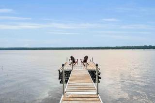 Elegant lakefront home near Bar Harbor & Acadia with modern kitchen, lake views - 7