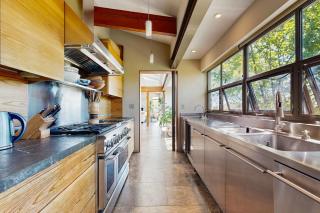 Stylish Coastal Retreat w/ Spacious Layout & Access to the St George Peninsula - 2