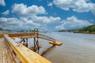 Bayfront Cottage on Mill Cove w/ Private Dock & Furnished Deck - Walk Downtown - 3