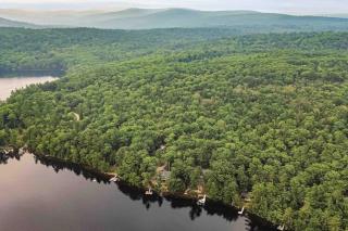 Elegant lakefront home near Bar Harbor & Acadia with modern kitchen, lake views - 5