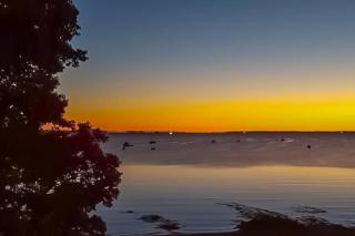 Waterfront home with beautiful bay views - near shops & dining - 1