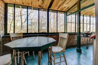 Historic Home with Large Deck, Free WiFi, Washer/Dryer - Near Beach and Downtown - 6