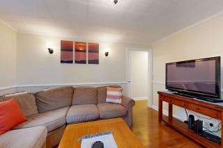 Boothbay Harbor Home with Water Views | Near Dining & Whale Watching - 1