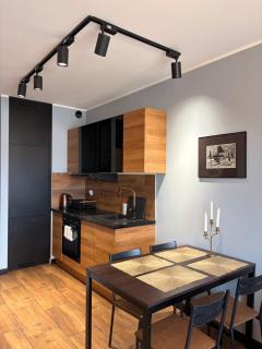 OLD TOWN Suite - 2
