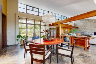 Stylish Coastal Retreat w/ Spacious Layout & Access to the St George Peninsula - 4