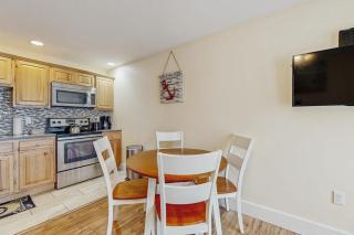 New Condo w/Water-View Deck in Edgecomb - 3