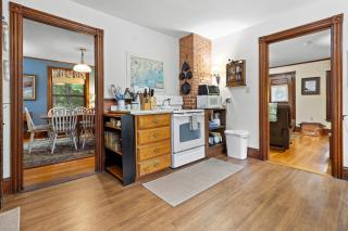 Century-old oceanfront home with wraparound porch - walk downtown, dogs OK - 1