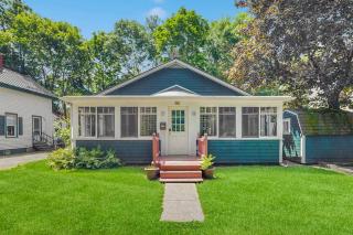 Updated, Century-Old Home w/ Glass Porch - Walk into Town/Acadia - 0