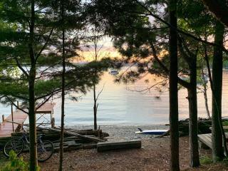 Lakefront Cabin on a Double Lot w/ 500 - 2