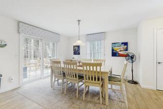 Secluded Dog-Friendly Getaway w/ Free WiFi, Private Washer/Dryer, Furnished Deck - 6