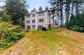 Idyllic waterfront home with furnished deck, grill, sweeping views & private W/D - 0