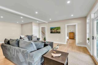 Elegant lakefront home near Bar Harbor & Acadia with modern kitchen, lake views - 1