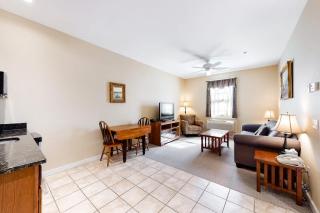 Comfortable Suite in Downtown Northeast Harbor w/ WiFi & AC - Walk to the Water - 3