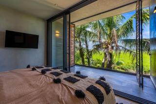 Luxury Beachfront 3BR Apt 102 | Neea Bahia Soliman - 1