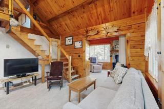 Cozy cabin with covered porch, firepit, grill, fireplace, & washer/dryer - 6