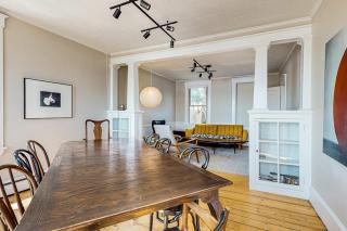 Sweeping Sheepscot River views in newly renovated 200 year old Wiscasset home - 2