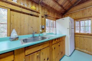 Waterfront cabin with ocean view & private dock - 6