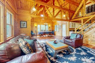 Tranquil Haven | Secluded waterfront house with sauna, dock, kayaks, canoe, gym - 8